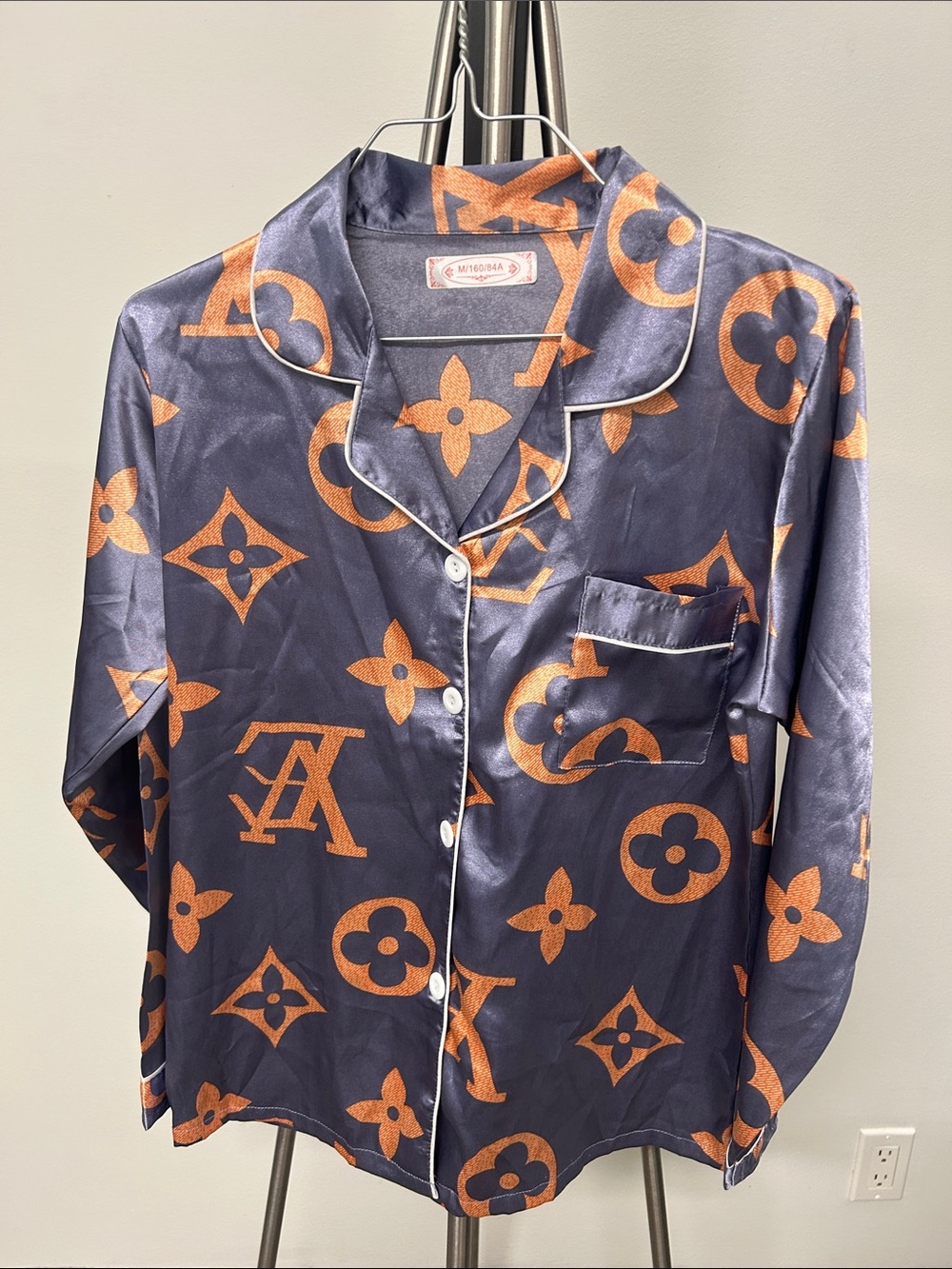 New Women Silk-Feel Navy and Orange Monogram Long-Sleeve pajama set